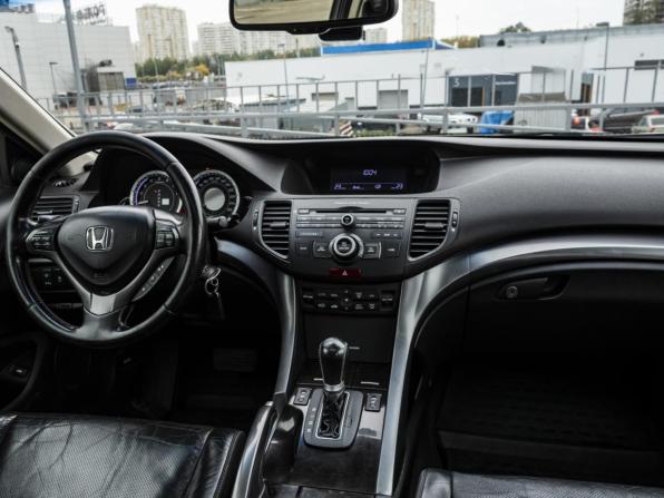Honda Accord VIII Рестайлинг с пробегом 2011 года, цена 1 198 000 рублей, 260234 км, седан, Автокод Объявления