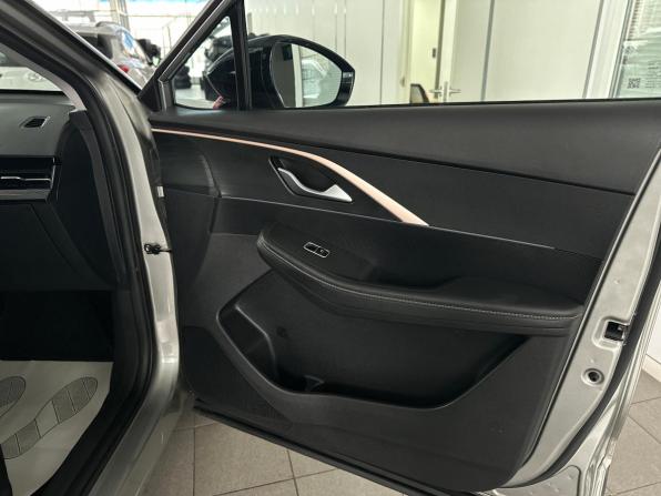 Omoda C5 I с пробегом 2023 года, цена 1 800 000 рублей, 70835 км, внедорожник, Автокод Объявления