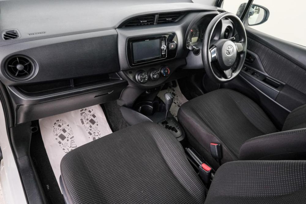 Toyota Vitz III (XP130) Рестайлинг 2 Красноярск  - изображение 13