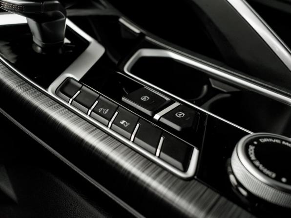 Geely Tugella I Рестайлинг с пробегом 2023 года, цена 2 990 000 рублей, 27896 км, внедорожник, Автокод Объявления