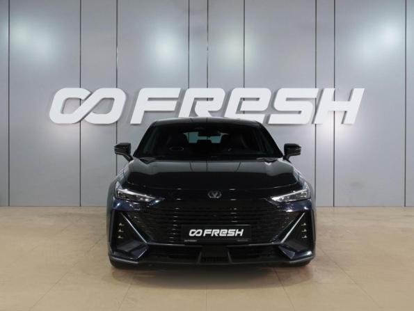 Changan UNI-V I с пробегом 2024 года, цена 2 299 000 рублей, 26452 км, лифтбек, Автокод Объявления