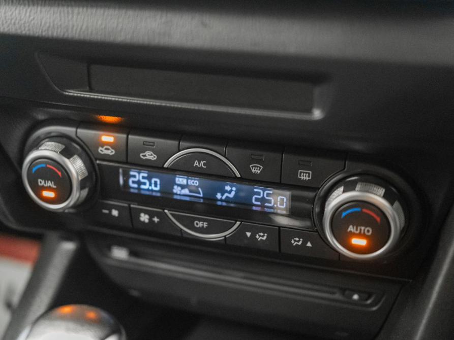 Mazda Axela III Рестайлинг Красноярск  - изображение 15