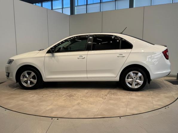 Skoda Rapid I Рестайлинг с пробегом 2018 года, цена 1 080 000 рублей, 182864 км, лифтбек, Автокод Объявления