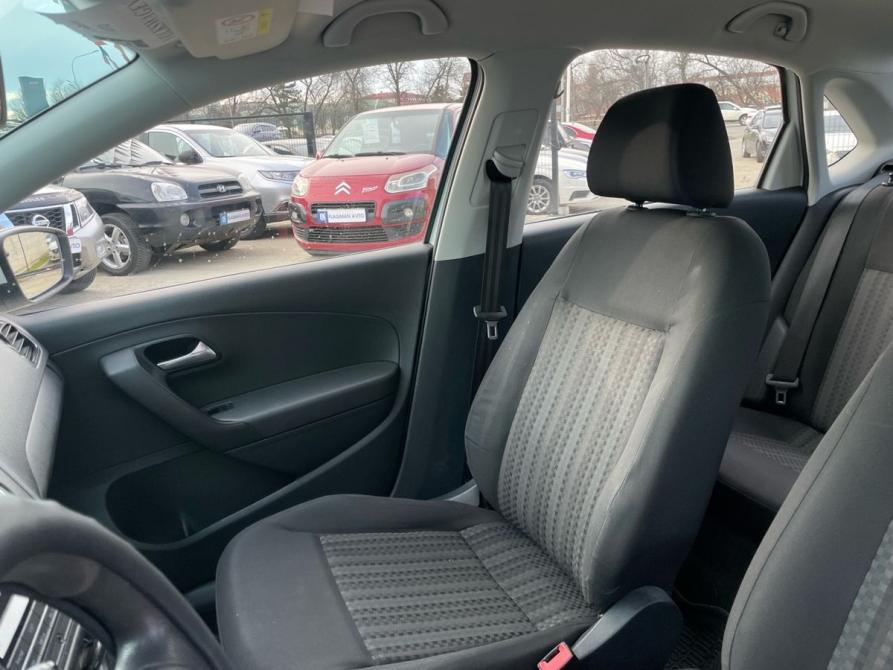Volkswagen Polo V Рестайлинг Краснодар  - изображение 11