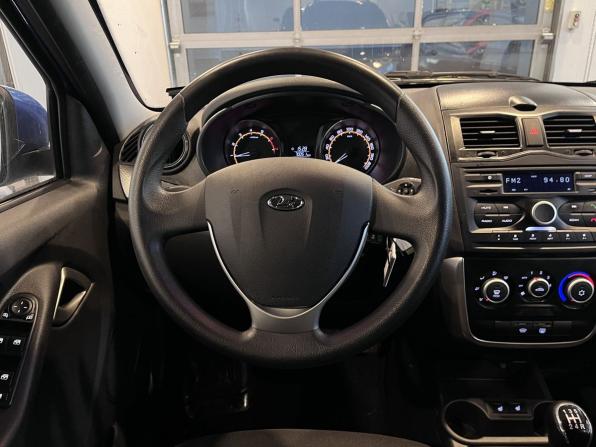 Lada (ВАЗ) Granta I Рестайлинг с пробегом 2021 года, цена 854 000 рублей, 70049 км, универсал, Автокод Объявления