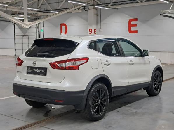 Nissan Qashqai II с пробегом 2018 года, цена 1 579 999 рублей, 129220 км, внедорожник, Автокод Объявления