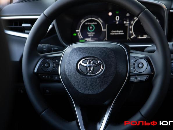 Toyota Corolla XII (E210) Рестайлинг с пробегом 2023 года, цена 2 500 000 рублей, 37723 км, седан, Автокод Объявления