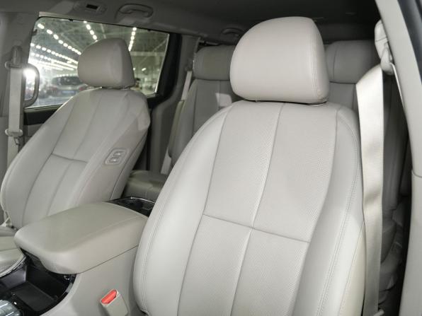 Kia Carnival III с пробегом 2019 года, цена 2 960 000 рублей, 46000 км, минивэн, Автокод Объявления