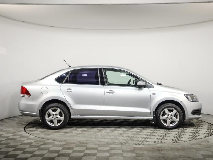 Volkswagen Polo V Санкт-Петербург  - изображение 4
