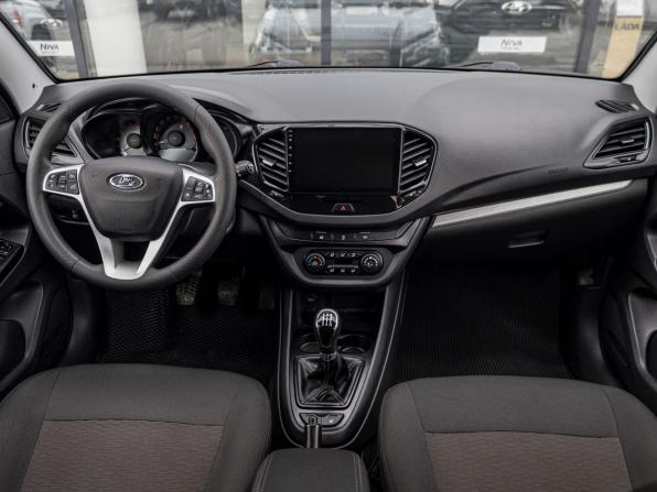 Lada (ВАЗ) Vesta I с пробегом 2019 года, цена 926 100 рублей, 151000 км, универсал, Автокод Объявления
