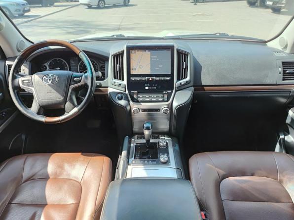 Toyota Land Cruiser 200 Series Рестайлинг 2 с пробегом 2017 года, цена 5 588 000 рублей, 153059 км, внедорожник, Автокод Объявления