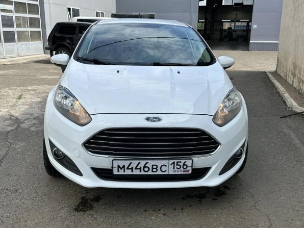 Ford Fiesta Mk6 Рестайлинг с пробегом 2018 года, цена 960 000 рублей, 90700 км, хэтчбек, Автокод Объявления
