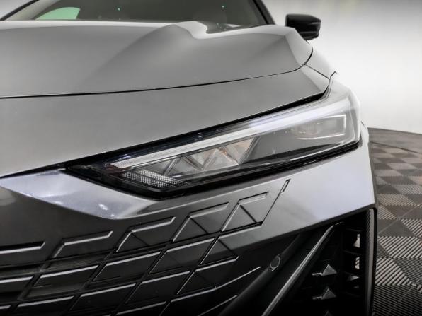 Changan UNI-V I с пробегом 2023 года, цена 2 055 000 рублей, 54095 км, лифтбек, Автокод Объявления
