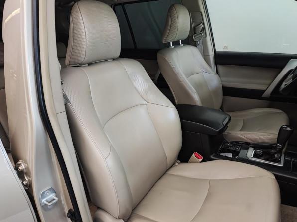 Toyota Land Cruiser Prado 150 Series с пробегом 2010 года, цена 2 600 000 рублей, 183635 км, внедорожник, Автокод Объявления