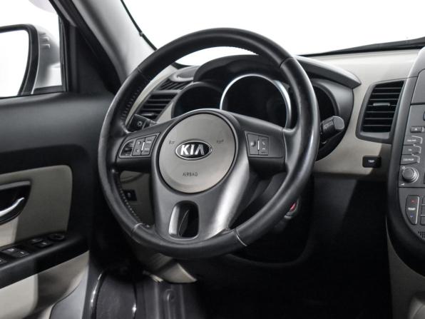 Kia Soul I Рестайлинг с пробегом 2013 года, цена 645 000 рублей, 291300 км, хэтчбек, Автокод Объявления