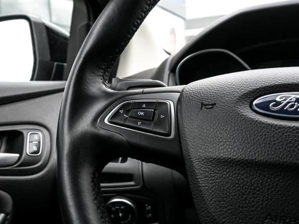 Ford Focus III Рестайлинг с пробегом 2017 года, цена 1 075 000 рублей, 133202 км, хэтчбек, Автокод Объявления