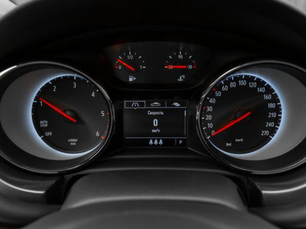 Opel Astra K Рестайлинг с пробегом 2021 года, цена 1 450 000 рублей, 213042 км, универсал, Автокод Объявления