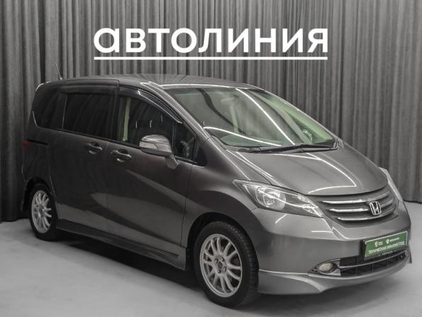 Honda Freed I с пробегом 2009 года, цена 899 000 рублей, 155000 км, компактвэн, Автокод Объявления
