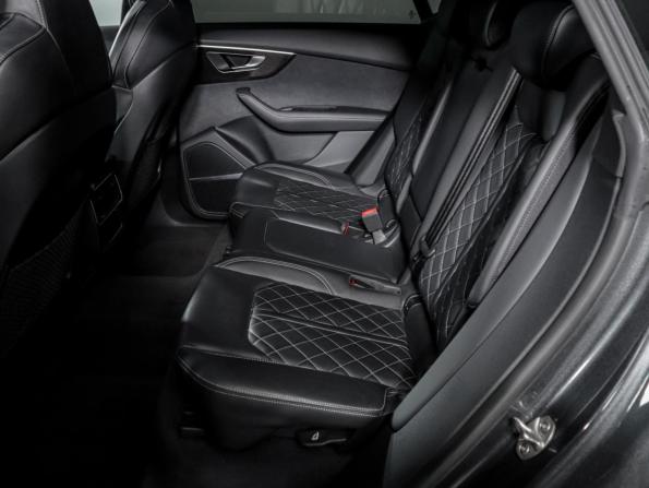 Audi Q8 I (4M) Рестайлинг с пробегом 2024 года, цена 12 990 000 рублей, 29519 км, внедорожник, Автокод Объявления