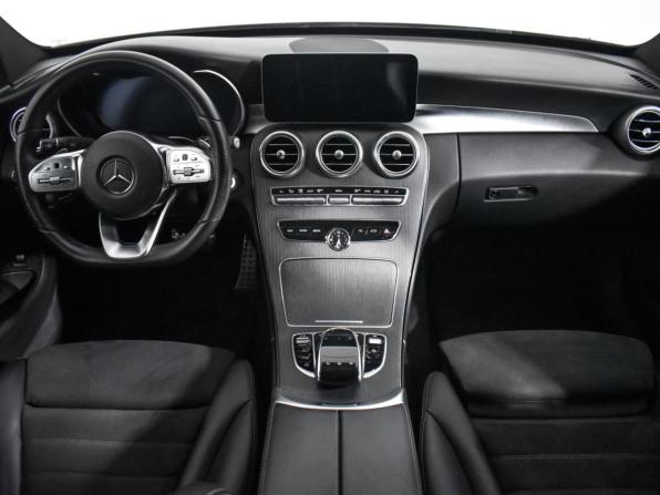 Mercedes-Benz C-Класс IV (W205) Рестайлинг с пробегом 2018 года, цена 2 848 790 рублей, 147662 км, седан, Автокод Объявления