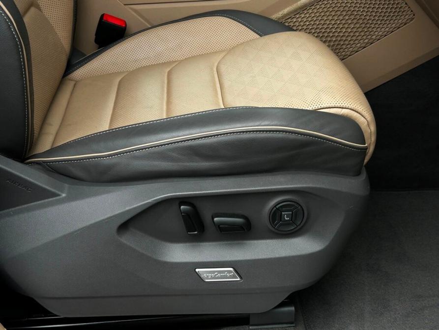 Volkswagen Touareg III Санкт-Петербург  - изображение 9