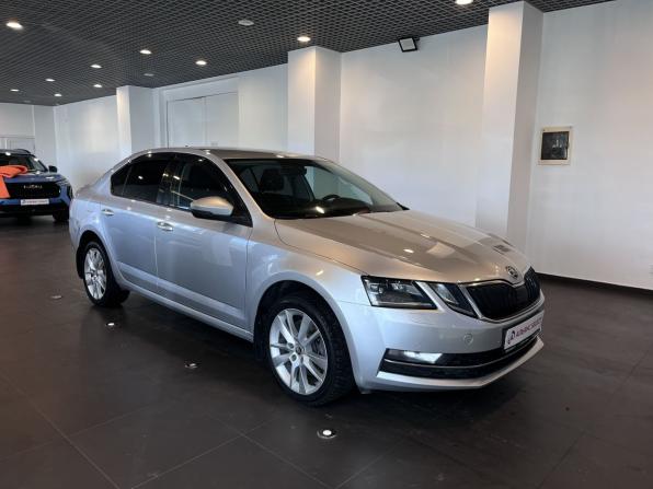 Skoda Octavia III (A7) Рестайлинг с пробегом 2017 года, цена 2 030 000 рублей, 189419 км, лифтбек, Автокод Объявления