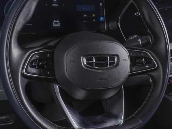 Geely Monjaro I с пробегом 2023 года, цена 3 200 000 рублей, 49320 км, внедорожник, Автокод Объявления