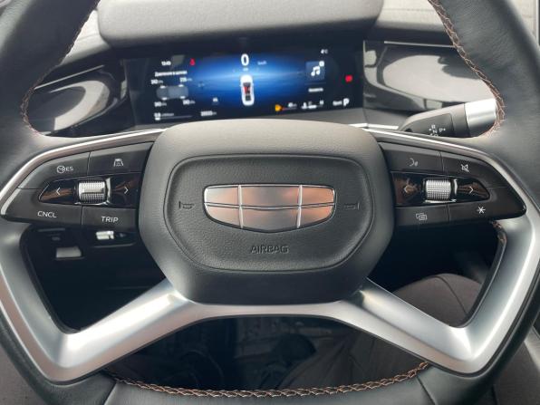 Geely Preface I с пробегом 2024 года, цена 2 620 000 рублей, 20518 км, седан, Автокод Объявления