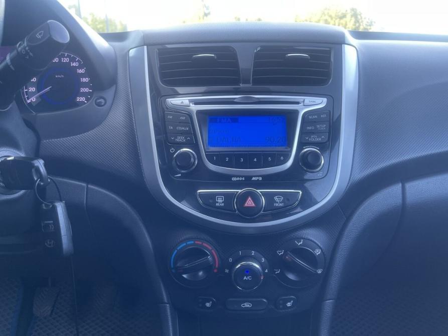 Hyundai Solaris I Брянск  - изображение 14