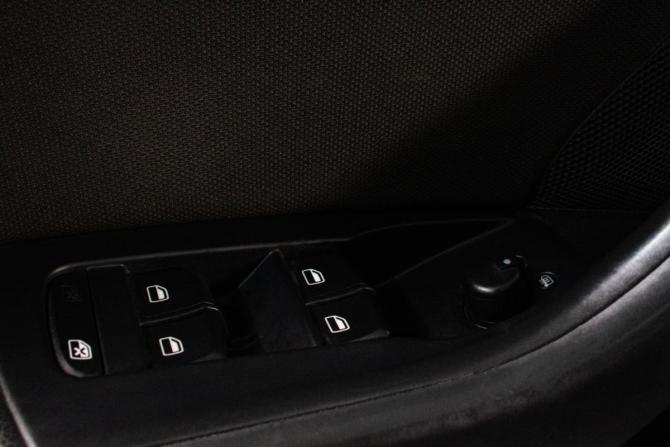 Audi Q3 I (8U) с пробегом 2013 года, цена 1 289 000 рублей, 132000 км, внедорожник, Автокод Объявления