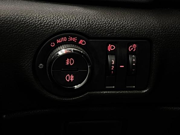 Opel Astra J Рестайлинг с пробегом 2013 года, цена 777 000 рублей, 116617 км, хэтчбек, Автокод Объявления