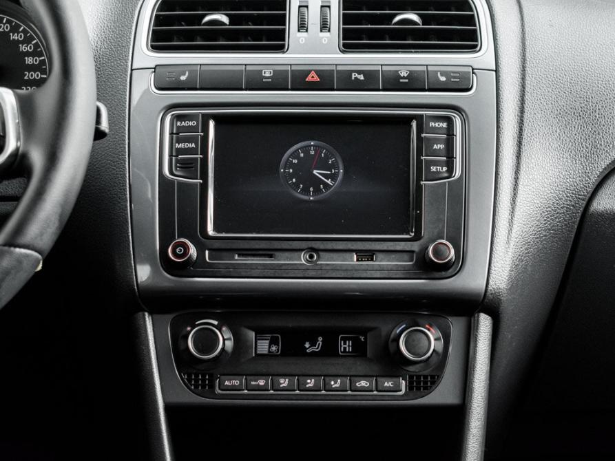 Volkswagen Polo V Рестайлинг Екатеринбург  - изображение 18