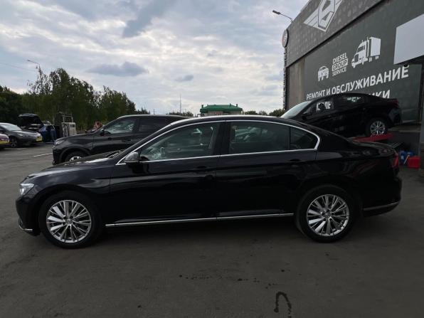 Volkswagen Passat B8 с пробегом 2017 года, цена 1 450 000 рублей, 270127 км, седан, Автокод Объявления