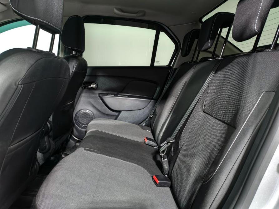 Renault Logan II Рестайлинг Санкт-Петербург  - изображение 12