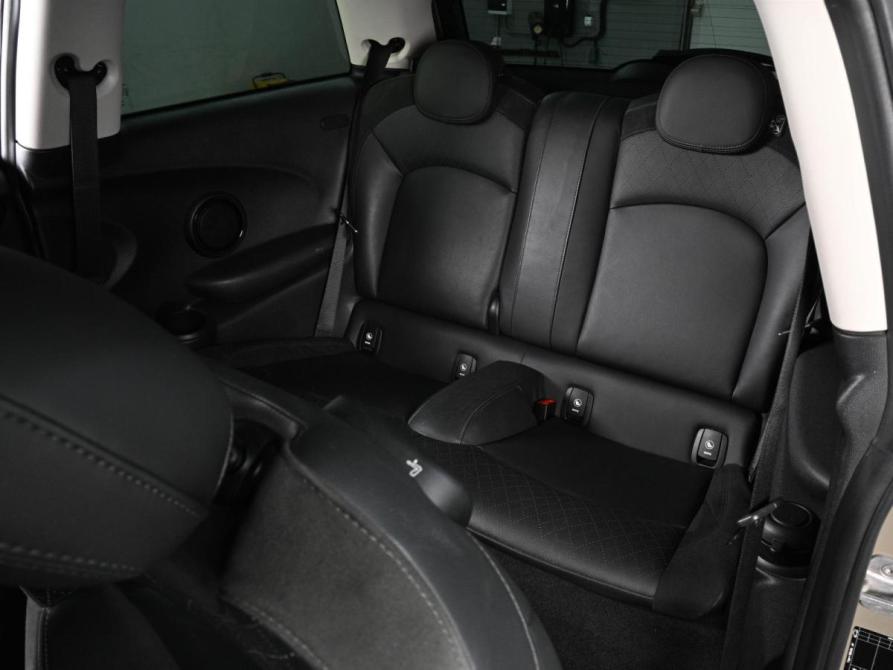 Mini Hatch III (F55/F56) Рестайлинг Ростов-на-Дону  - изображение 9