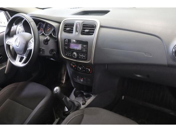 Renault Sandero II Рестайлинг с пробегом 2019 года, цена 1 153 000 рублей, 82514 км, хэтчбек, Автокод Объявления