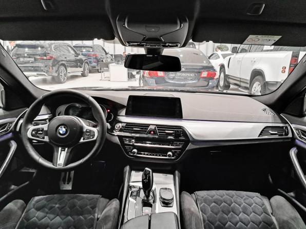 BMW 5 серии VII (G30/G31/G38) с пробегом 2017 года, цена 2 990 000 рублей, 150000 км, седан, Автокод Объявления