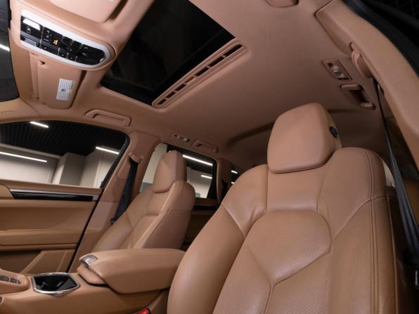 Porsche Cayenne II (958) с пробегом 2011 года, цена 1 795 000 рублей, 246289 км, внедорожник, Автокод Объявления