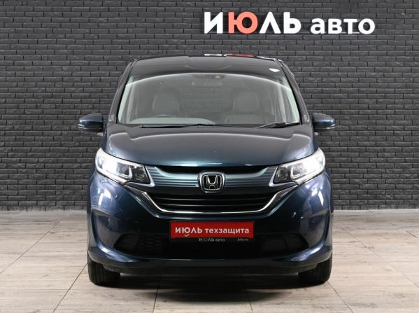 Honda Freed II с пробегом 2018 года, цена 1 590 000 рублей, 62517 км, компактвэн, Автокод Объявления