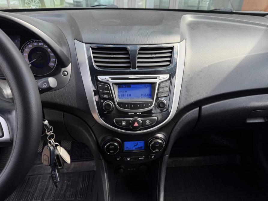 Hyundai Solaris I Оренбург  - изображение 8