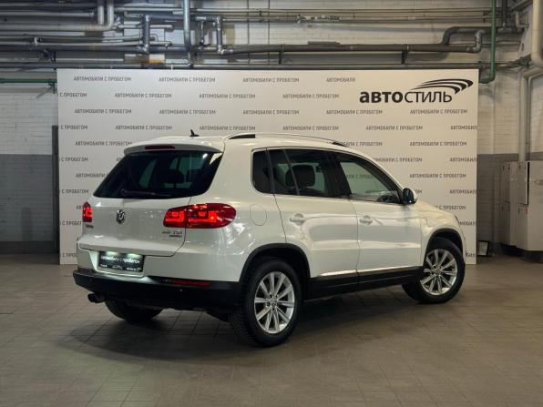 Volkswagen Tiguan I Рестайлинг с пробегом 2012 года, цена 1 049 000 рублей, 205000 км, внедорожник, Автокод Объявления