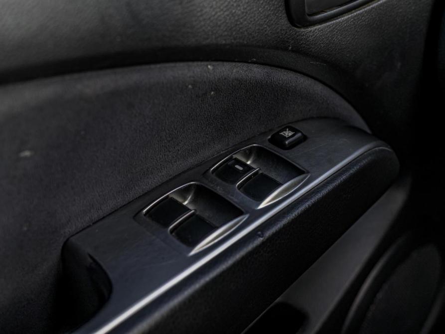 Mitsubishi Outlander I Санкт-Петербург  - изображение 9