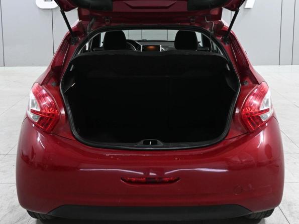 Peugeot 208 I с пробегом 2013 года, цена 799 000 рублей, 126338 км, хэтчбек, Автокод Объявления