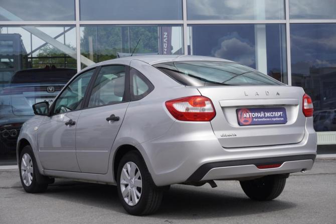 Lada (ВАЗ) Granta I Рестайлинг с пробегом 2019 года, цена 549 000 рублей, 211076 км, хэтчбек, Автокод Объявления