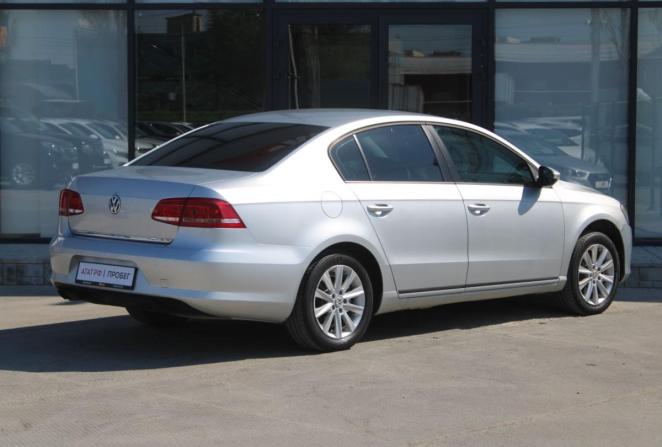 Volkswagen Passat B7 с пробегом 2011 года, цена 970 000 рублей, 251456 км, седан, Автокод Объявления