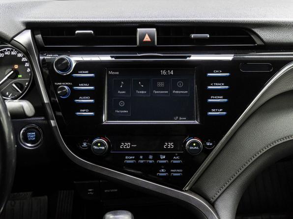 Toyota Camry VIII (XV70) с пробегом 2018 года, цена 2 359 000 рублей, 53504 км, седан, Автокод Объявления