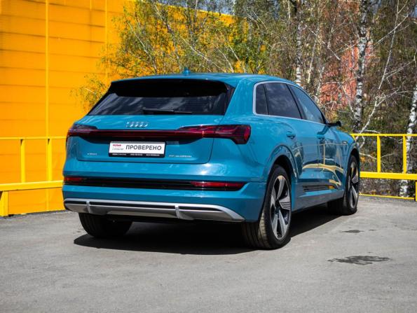 Audi e-tron I с пробегом 2020 года, цена 4 300 000 рублей, 98210 км, внедорожник, Автокод Объявления