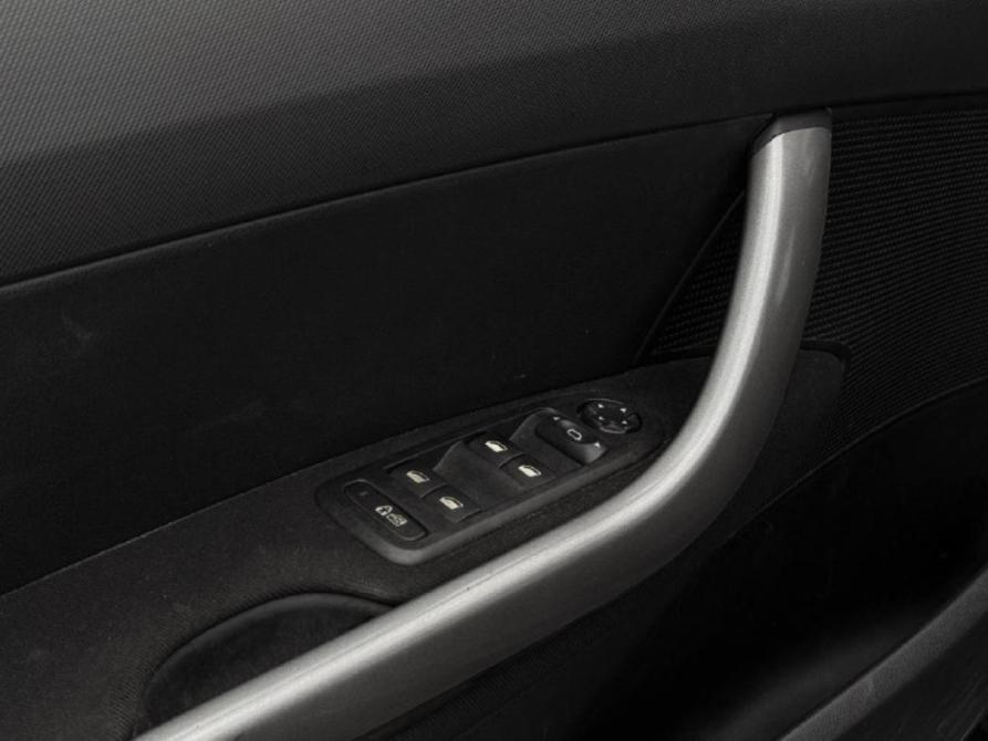 Peugeot 308 I Санкт-Петербург  - изображение 8