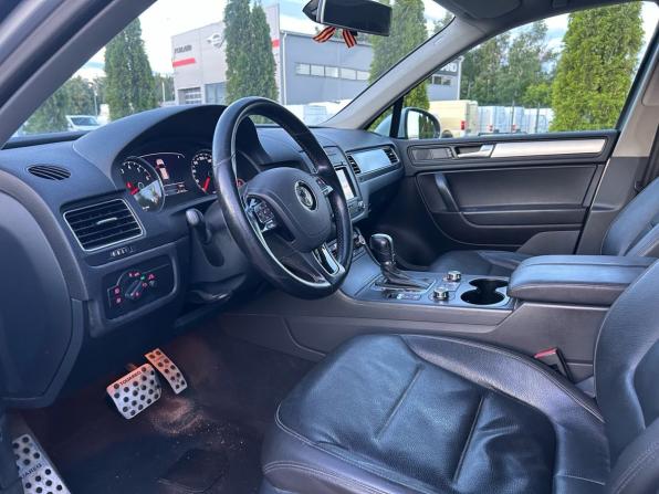 Volkswagen Touareg II с пробегом 2013 года, цена 1 900 000 рублей, 247000 км, внедорожник, Автокод Объявления