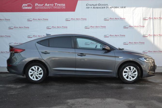 Hyundai Elantra VI (AD) с пробегом 2017 года, цена 1 350 000 рублей, 143000 км, седан, Автокод Объявления